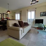Estia Kleio Apartman *
